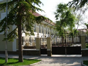 g02 Гостиница "Сладкая жизнь" (ул. Токарева, 6)расположенна на участке 1 691 кв.м и к которой подполковник Москвин Ю. и капитан Краснощек А. лично не имеют никакого отношения